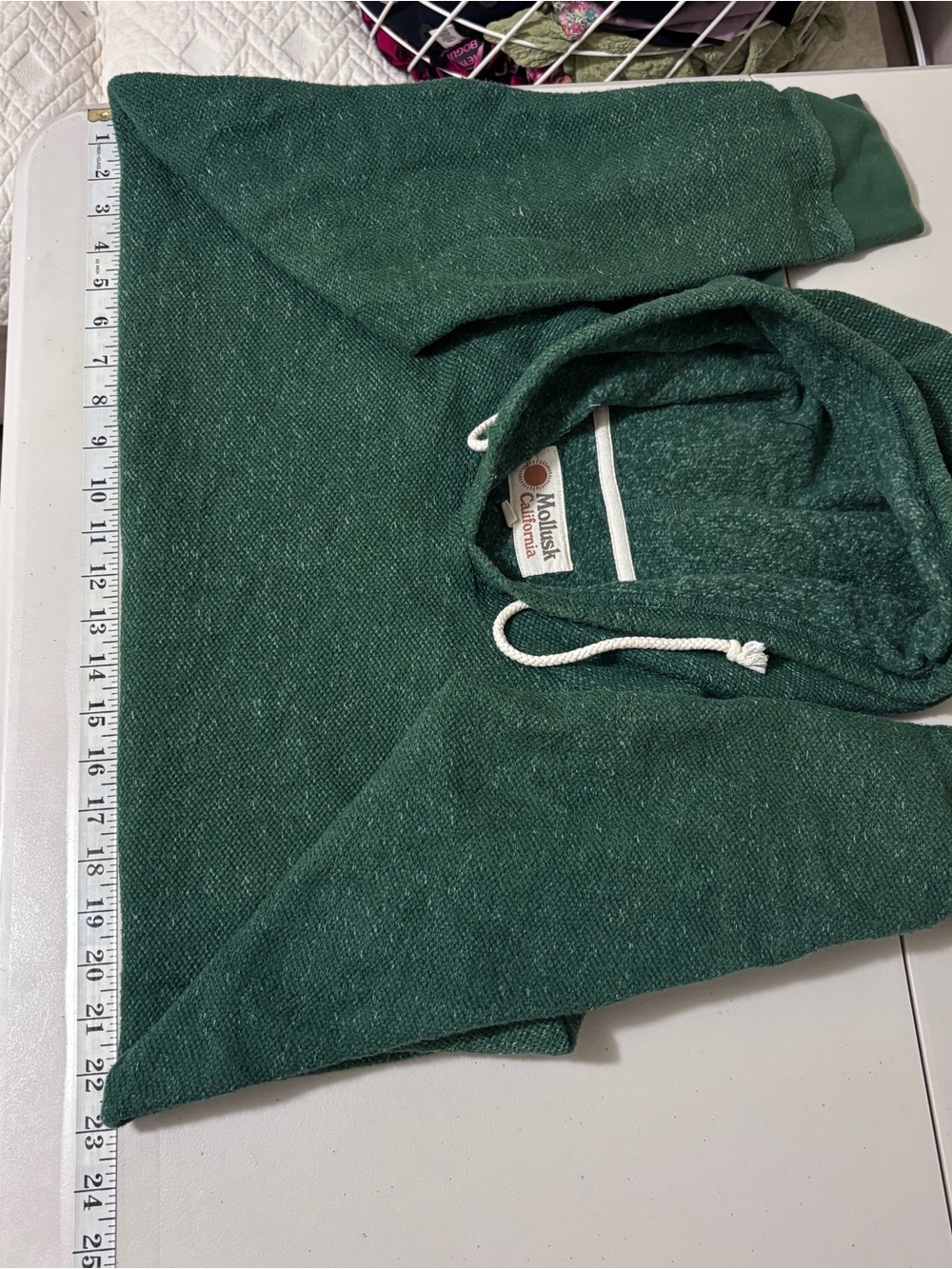 Mollusk Surf Shop Mens Whale Patch Pullover Hoodie Size M Athletic Camping Soft - Picture 5 of 8